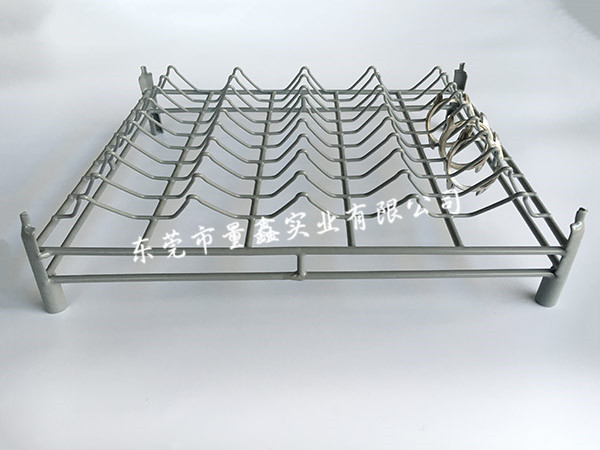 40装表壳清洗盘生产